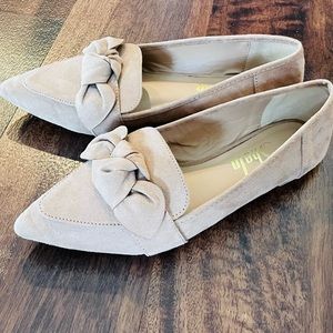 Champagne SHEIN flats with knot